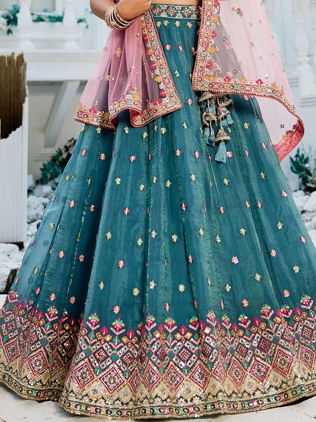 LEH_1044
