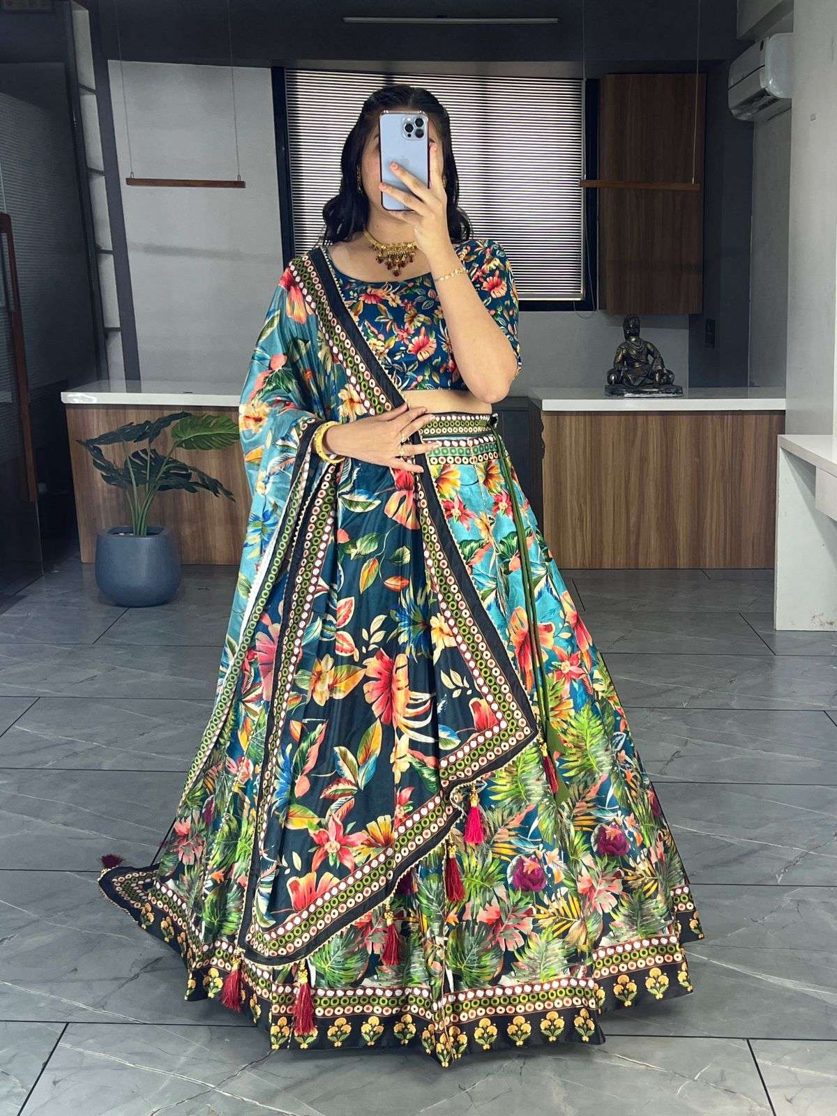 LEH_1025
